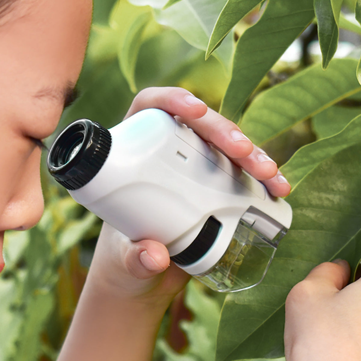 MICROSCOPE PORTATIF POUR ENFANTS - MICROPOCHE™